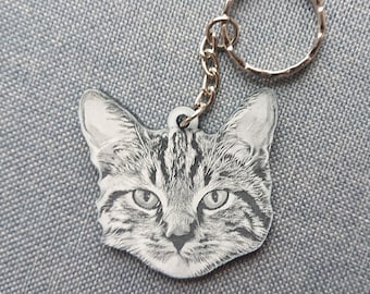 Laser Engraved Cat Keyring: Personalized Pet Portrait, Acrylic Keepsake