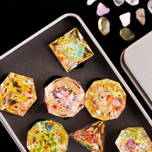 Flower dice set for role playing games , Resin sharp edge dice set , Full polyhedral dice set for gift , Galaxy d&d dice set