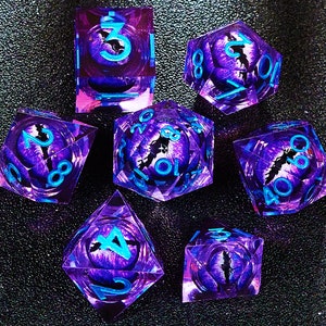 Dragon Eye dnd dice set liquid core for d&d gifts , Beholder's Eye liquid core dice set , Ideal for Fantasy Gaming , Resin d and d dice set