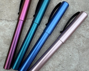Les stylos roller Pelikan peuvent être personnalisés
