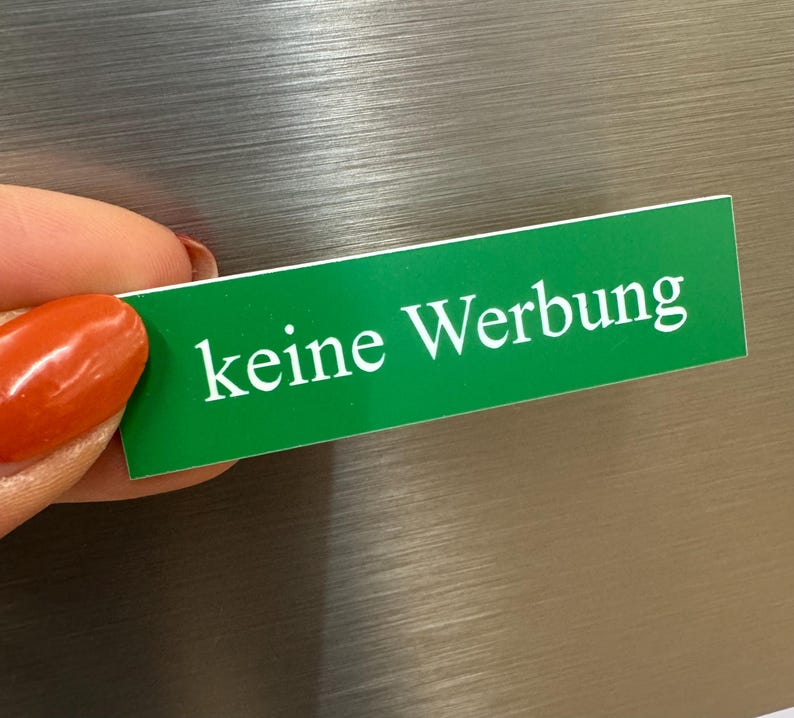 Klingelschild - Briefkastenschild mit Namen individuell personalisierbar Grün (weiß)
