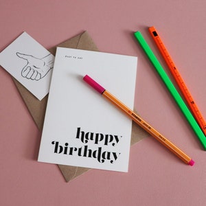 Cartão comemorativo A6 de feliz aniversário em branco ou marrom reciclado O cartão inclui envelope