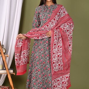 Rayon Printed Women&#39;s Kurta Palazzo Dupatta set for Wedding Traditional wear, Party wear sets, Kurti sets for Women
