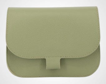 Mini bolsa feminina em couro legítimo, bolsa compacta com fecho magnético, ideal para ocasiões especiais (20x15x6 cm).