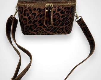 Damen Crossbody Bag, Crossbag Leder, Bauchtasche Leo, Umhängetasche , Ledertasche,Bauchtasche,Gürteltaschen, Leopard Metallic, Kupfer