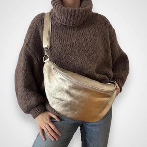 XL Crossbody Bag Leder, Crossbag Gold, Ledertasche Damen, Damen Umhängetasche, Gürteltasche gold, XL Bauchtasche Leder, Cross Body bag,Gold