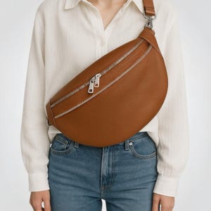 Sac crossbody XL en cuir avec compartiment supplémentaire, sac en cuir pour femme, grand sac à bandoulière, sac ceinture, cadeau pour elle, sac banane en cuir XL, Premium