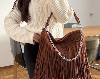 Suede bag, handbag with fringe, sustainable vegan leather, suede look, cognac brown with studs. Shoulder bag for women.