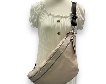 MIA, XXL Crossbody Bag, Crossbag, Umhängetasche damen, Bauchtasche, Slingbag, Hüfttasche, Half Moon Bag, Cross Body Bag, Moon bag, Hellbeige