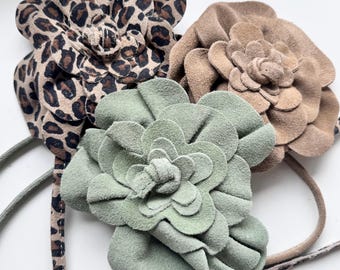 Cinto feminino de camurça com estampa floral - Cinto boho com amarração, feito 100% de camurça, cinto de cintura com flor grande, acessório para festivais, tamanho único.