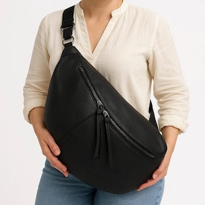 LUNA XXL Crossbody Bag Schwarz, Crossbag Schwarz, Umhängetasche, Bauchtasche, Slingbag, Hüfttasche, Half Moon Bag, Cross Body Bag, Moon bag