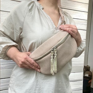 Crossbody Bag Cord, Cordtasche, cord Tasche, cord Bauchtasche, Crossbag, Bauchtaschen, Umhängetasche, Crossbody bags, Gürteltasche, Beige Bild 10