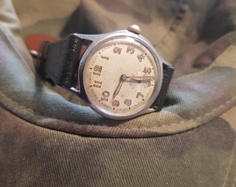 Reloj tipo militar vintage para hombre de fabricación suiza de los años 40