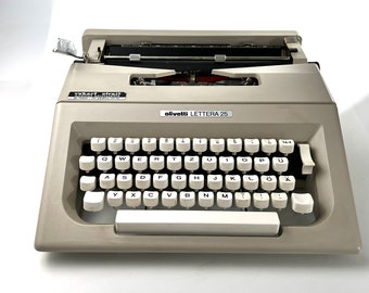 olivetti LETTERA25 タイプライター Olivetti Lettera 25 Review – The Shorthand Typist