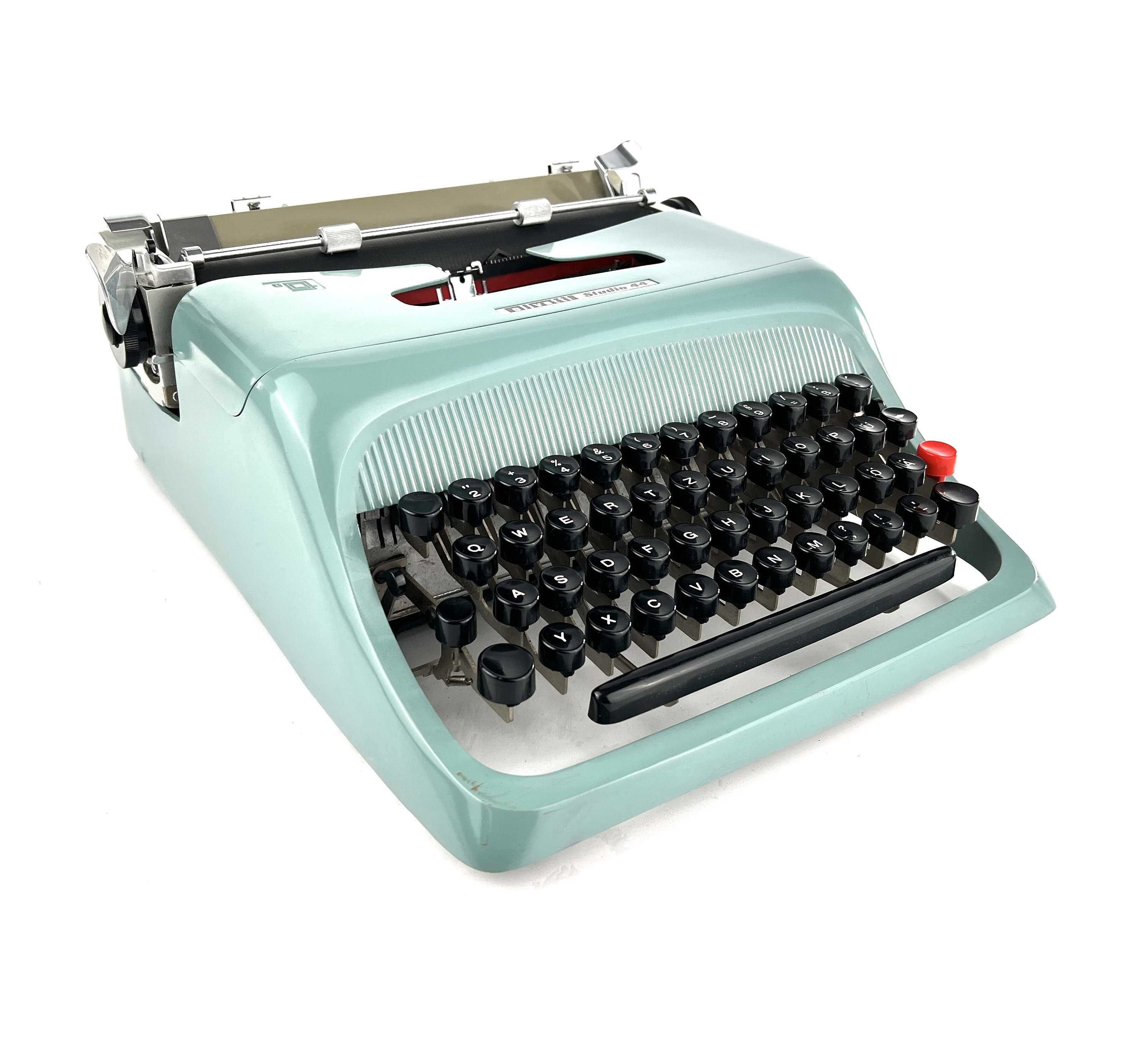 オリベッティ　スタディオ44 Olivetti Studio 44 Vintage Typewriter with Case — Classic