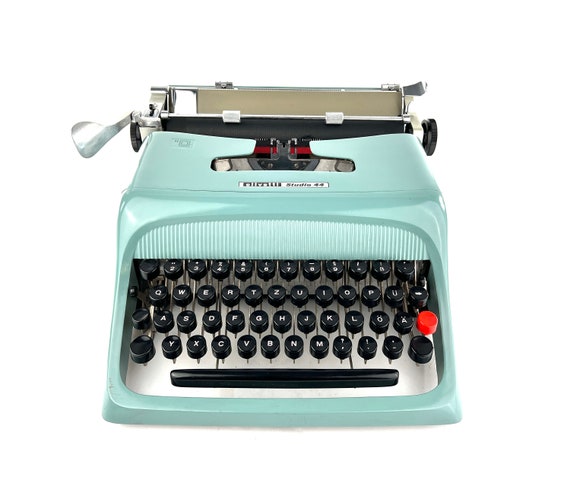 【入手困難】Olivetti オリベッテイ Studio 44 タイプライター オリベッティ スタジオ 44 タイプライター 完璧な状態、ケース付き