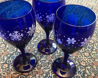 Vintage Libbey Cobalt Blue Snowflake premiere wine glasses 7 1/4” tall 12oz set of 3