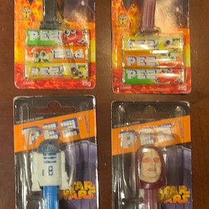Star Wars Pez Dispensers Novos em Cartões