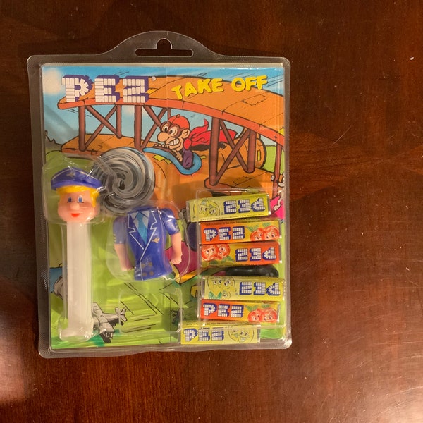 Pez Pilot Take Off Play World Bastel Set Pez Dispenser New on Card