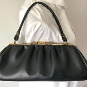 Vintage Black Leather Classic Handbag
