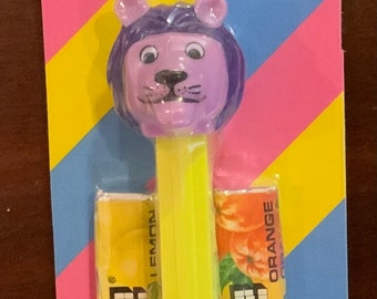 Vintage Rare Merry Music Maker Short Whistle Penguin Pez Dispenser