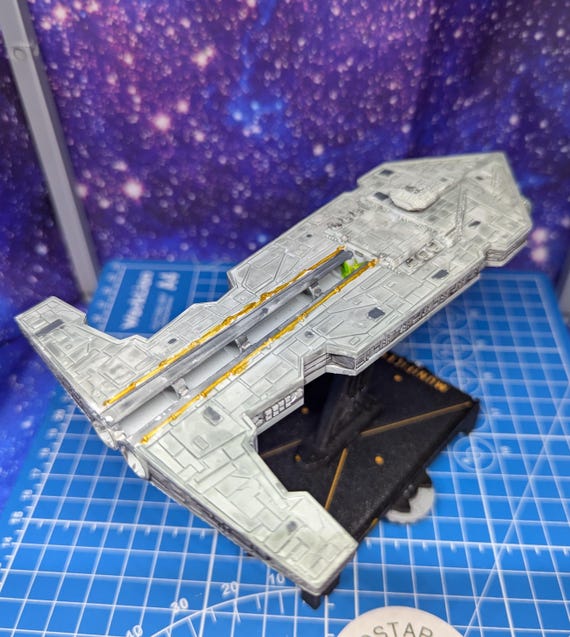 スターウォーズアルマダやその他のミニチュアゲーム用の帝国オナガー級