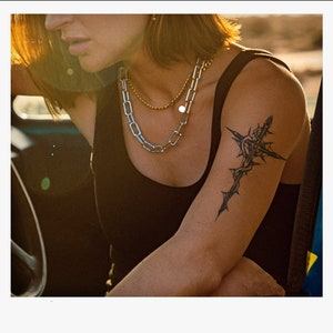 Crossed Sword of Thorns Semi-permanent Tattoo | Realistic Temporary Tattoo | Fake Tattoo Sticker Design
