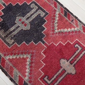 3x11 Red Runner Rug, Vintage Rug, Rug Runner Turkish, Muted Color, Red, Handmade Wool Rug, Oushak Runner 3x11, Runner, Rug, Herki Runner Rug