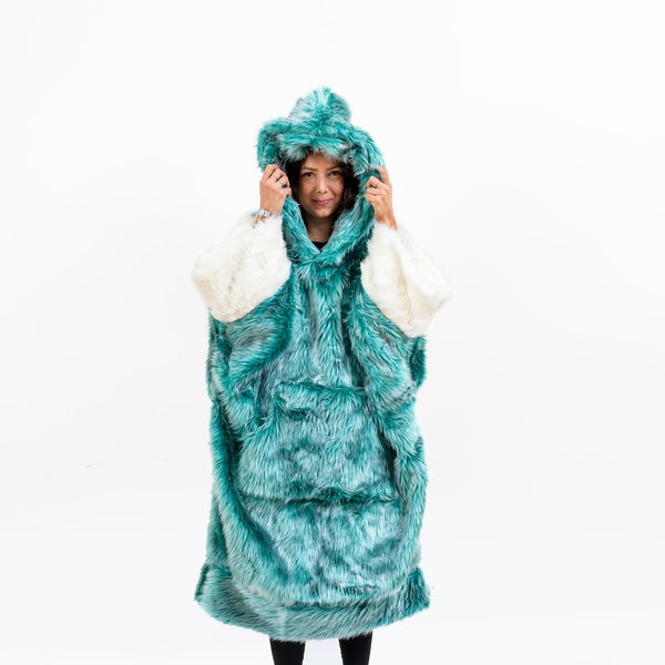 Mint Hooded Faux-Fur, Warm Winter Poncho, Mountain Fest Outfit, Rave Costume for Woman