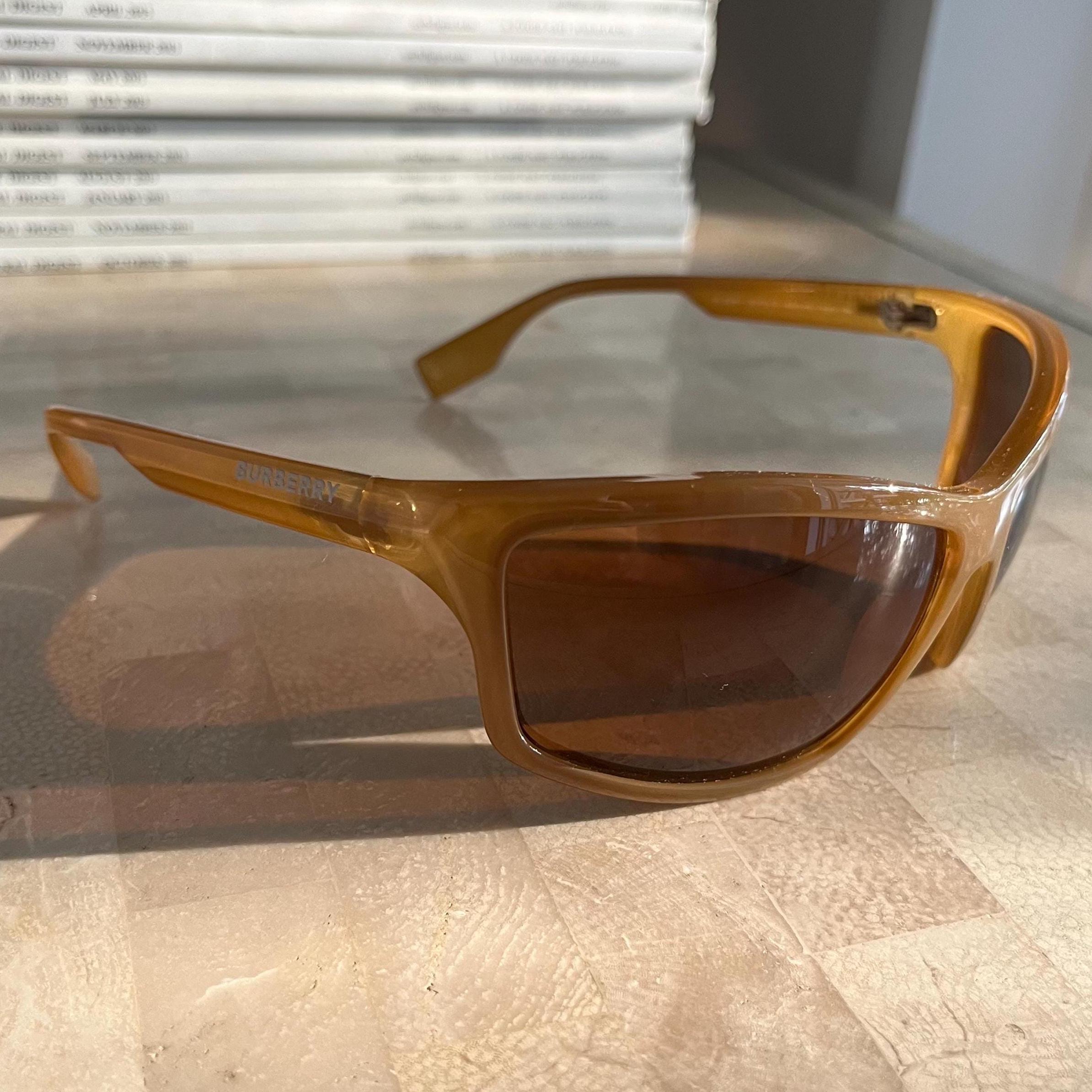 Vintage Burberry Shield Sunglasses, Opal Nude, Leather Case  display picture 3