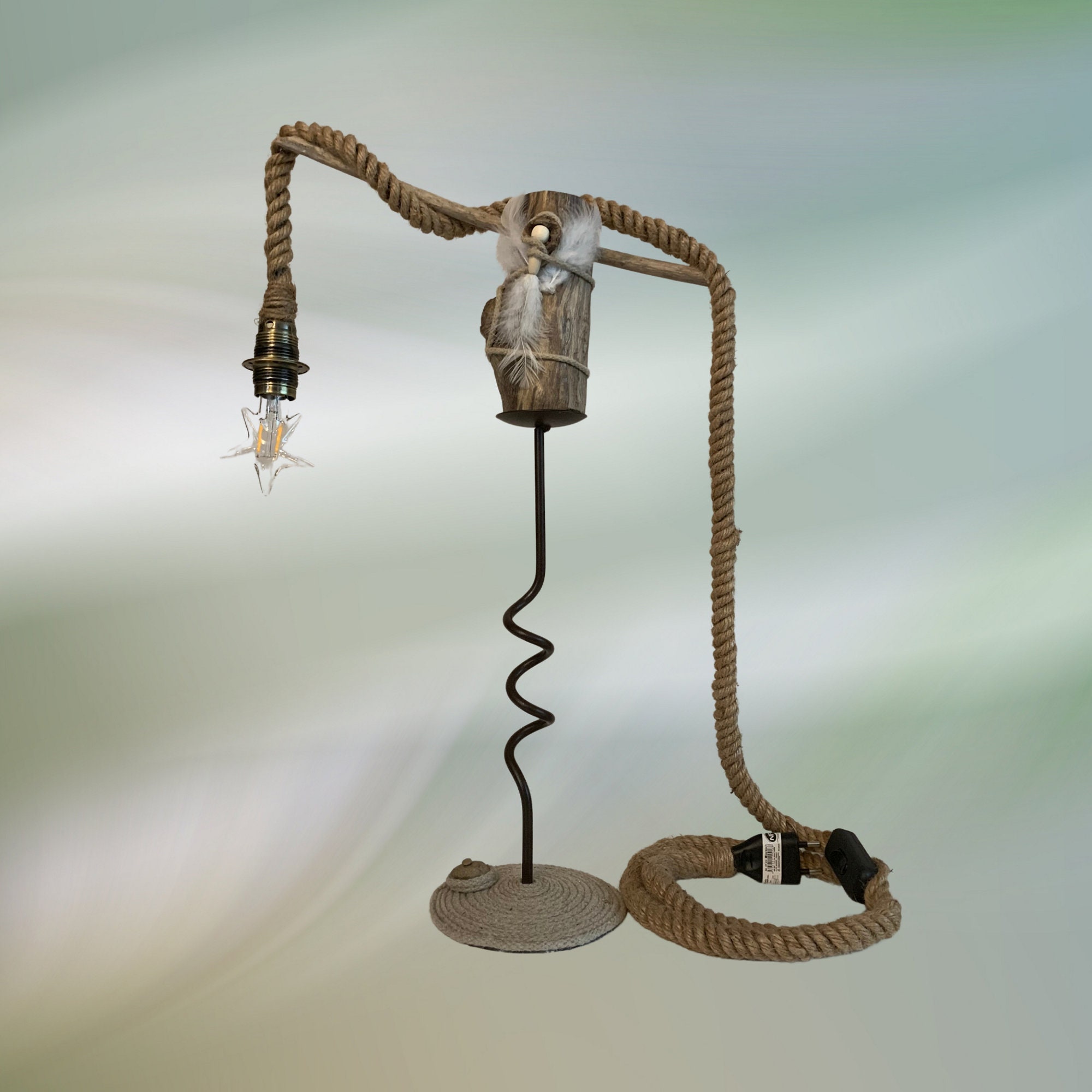 Lampe en Bois Flotté et Fer Forgé Torsadé I Lampe Upcycling avec Suspension Ampoule