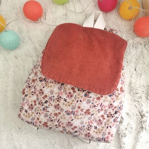 Sac à dos enfant personnalisé maternelle, crèche, nounou, balade / sac avec doublure pour une meilleure tenue