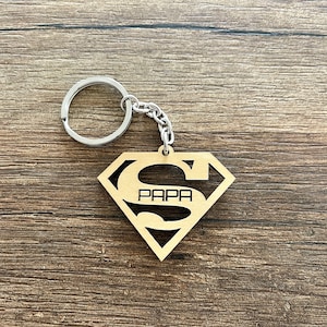 Holz-Schlüsselanhänger Super Dad originelles und authentisches Geschenk zum Vatertag Bild 4