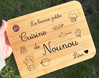 Planche à découper nounou gravée en bambou, cadeau nounou personnalisé, la bonne petite cuisine de nounou