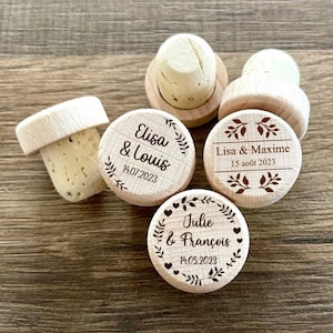 Personalized wine stopper in wood and engraved cork, individually or in batches - Wedding guest gift, save the date, hen party, baptism, birthday