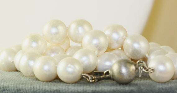 Estate 18" 9+ mm Cultured Pearl Necklace - image 2