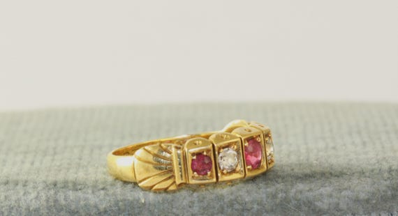 18K Edwardian Ruby and Diamond Ring - image 2