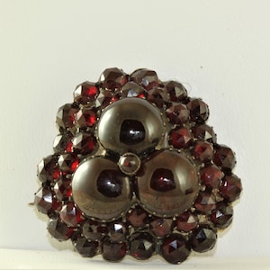 Late Victorian Garnet Cluster Brooch