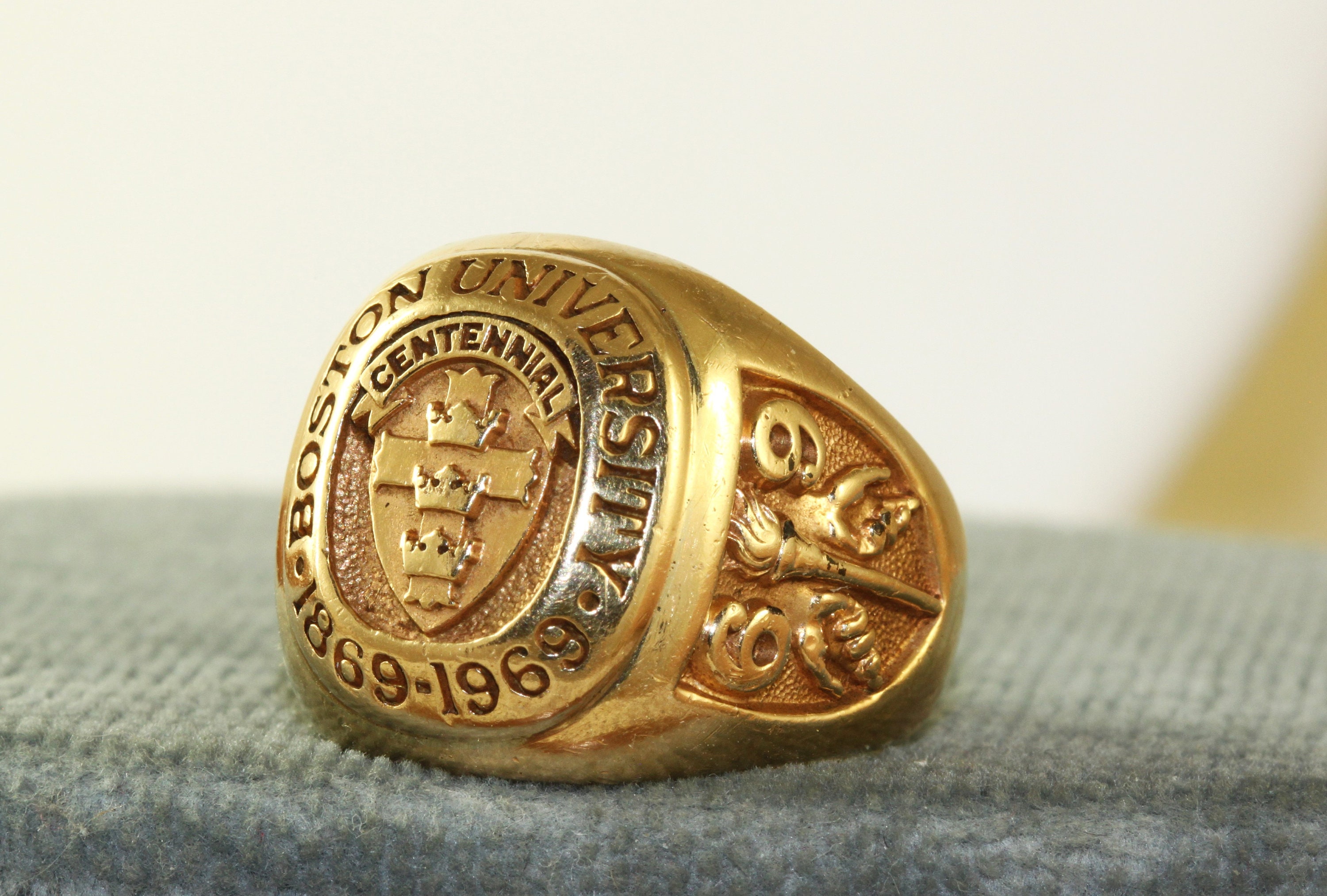 Boston University 14K Solid Gold Class Ring 1869-1969 - Etsy Boston University 14K Solid Gold Class Ring 1869-1969 - Etsy