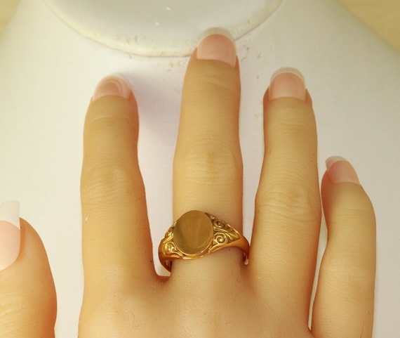 1915 18K Solid Signet Ring - image 5
