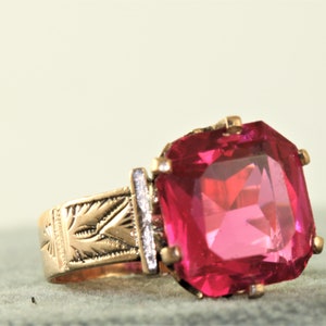 14K 10CT Emerald Cut Ruby Victorian Ring