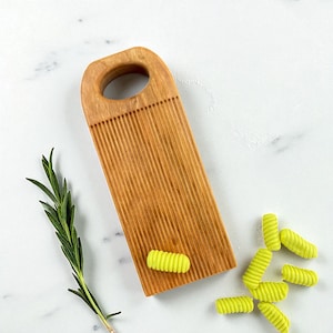 Handmade Gnocchi Board, Garganelli, Cavatelli Roller, Wooden Pasta Maker, Kitchen Utensil, Italian Cuisine, Chef&#39;s Tool