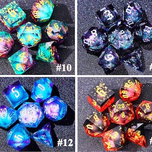 Juego de dados de núcleo líquido de cielo estrellado oscuro gótico para juegos de magia, magnífico juego de dados de mazmorras y dragones para regalos de D&D, dados negros, tirando bien imagen 10