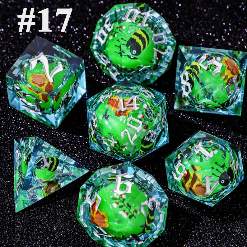 Juego de dados de núcleo líquido de cielo estrellado oscuro gótico para juegos de magia, magnífico juego de dados de mazmorras y dragones para regalos de D&D, dados negros, tirando bien Dice style #17
