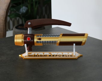 Sskeer The High Republic Lightsaber Hilt - Star Wars: The High Republic Inspired Prop Replica Lightsaber - The High Republic Stand Included