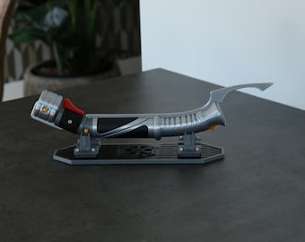 Count Dooku's Lightsaber Hilt - Star Wars Prequels Inspired Replica Cosplay Prop - Includes Sith Logo Stand