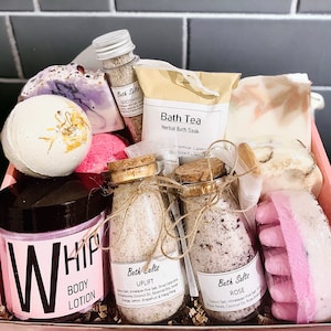 Mystery Spa Gift Box | Gifts under 30 | Spa Kit | Spa Gift set