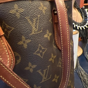 Vintage Louis Vuitton Monogram Mini Bag – Treasures of NYC