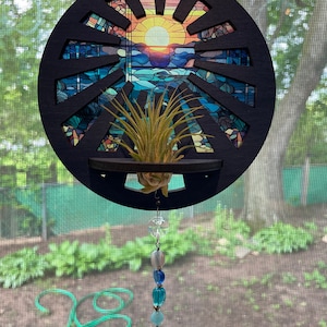 Sunrise air plant holder and sun catcher