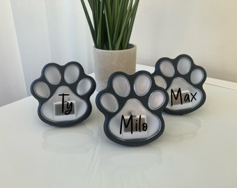 Personalised paw print memorial solar light